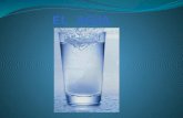 El agua (H2O) pura es un líquido inodoro e insípido. Tiene un color azul, que sólo puede verse en capas de gran profundidad.